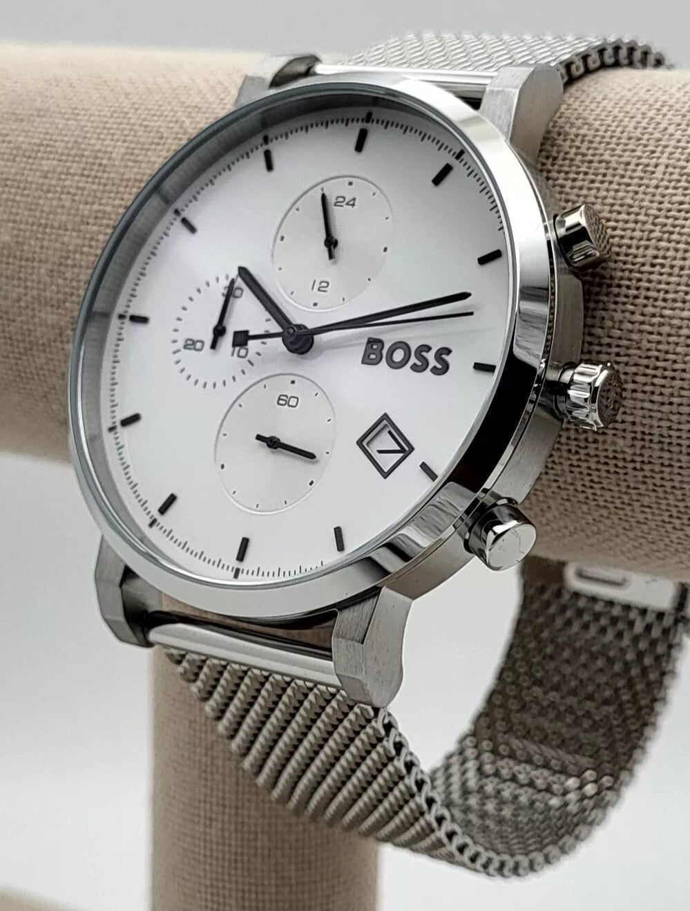 Hugo Boss Men’s Quartz Silver Stainless Steel White Dial 43mm Watch 1513933