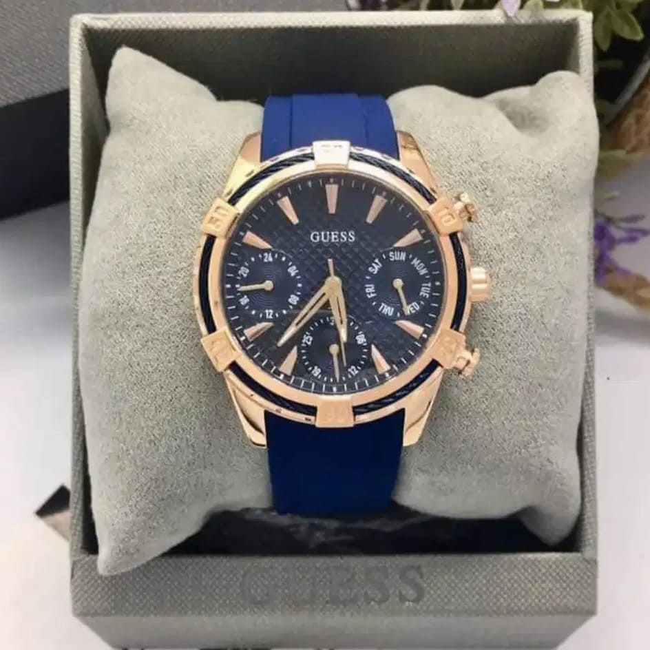 Guess Women’s Quartz Blue Silicone Strap Blue Dial 37mm Watch W0562L3